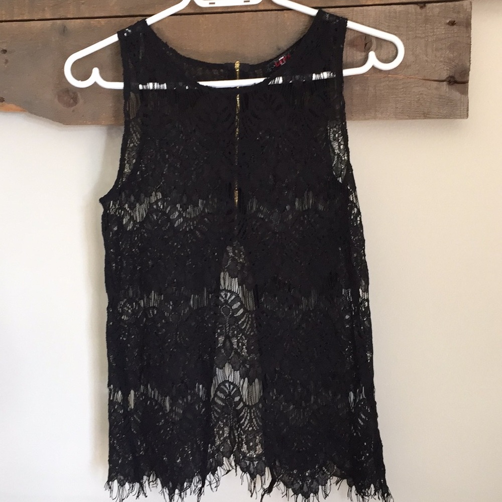 Lace peek-a-boo back top